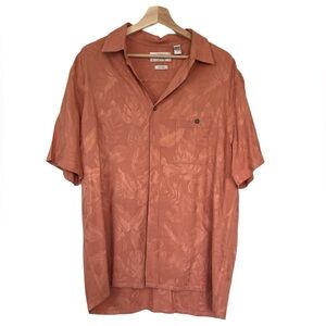 Vintage mens Hawaiian shirt